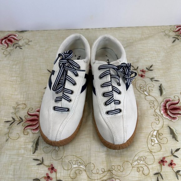 Tretorn Nylite White and Blue, Blue Canvas Tennis Shoe size 8M - Picture 2 of 6